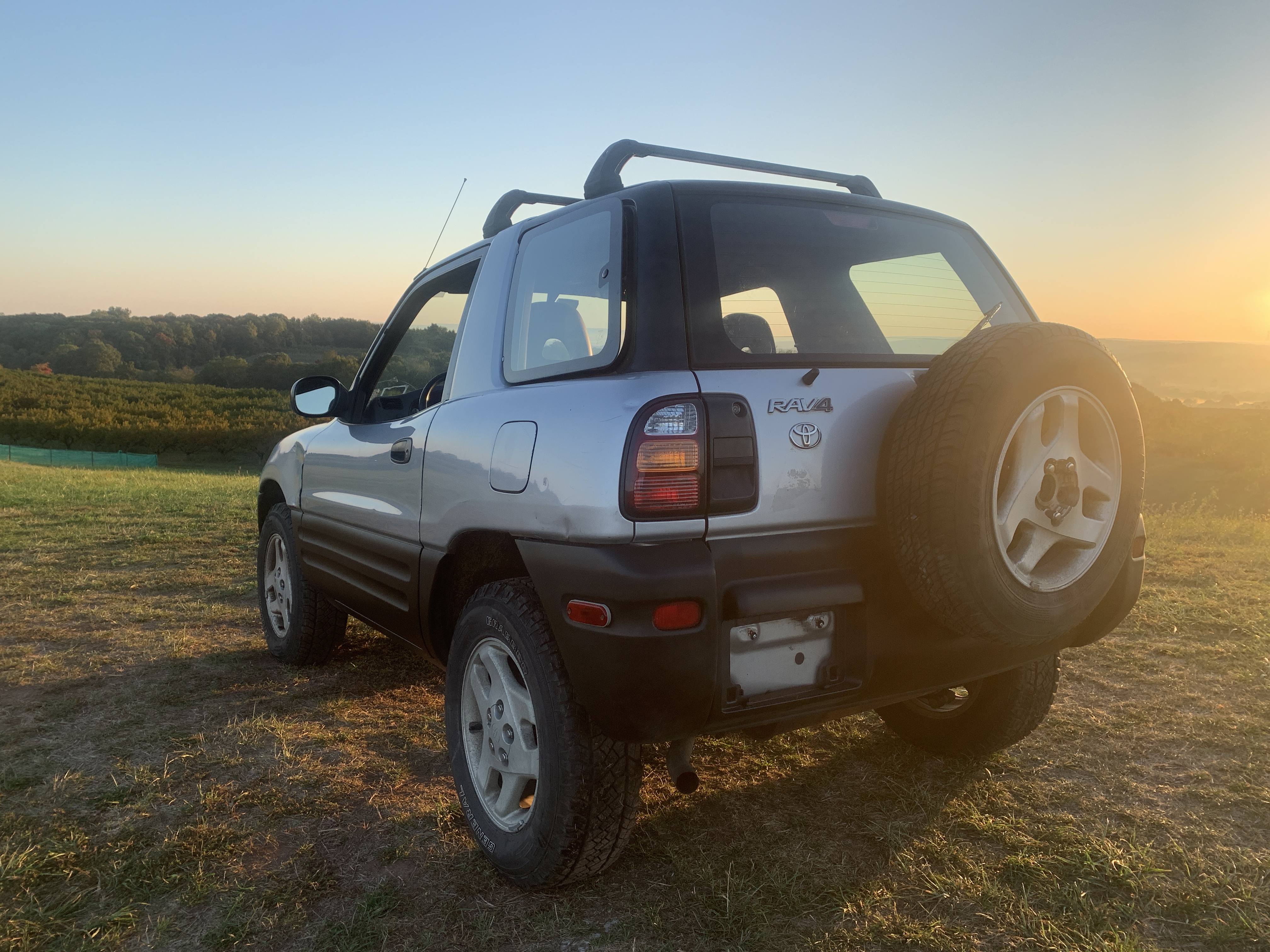 1998 Toyota RAV4 2 Door AWD — photo 88